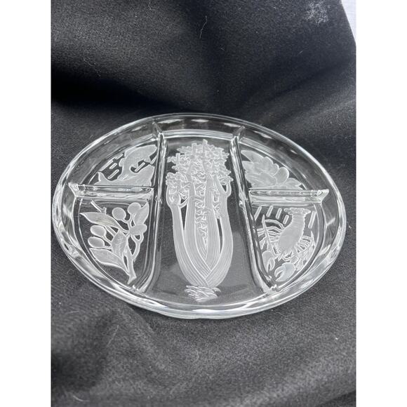 Vintage 10 Inch 5 Section Vegetable Tray Etched Fish Lobster Celery Vegetables - Picture 3 of 8